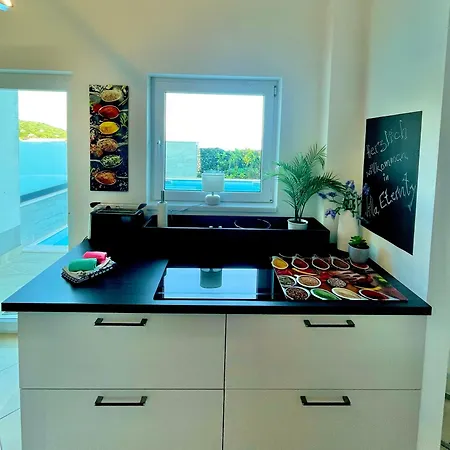Luxury Eternity - Marvelous Sea View - Box Spring Beds - Opatija-poljane * Poljane